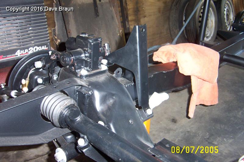 MGTD15470/Stripped to the Chassis/Engine control bracket mounted1